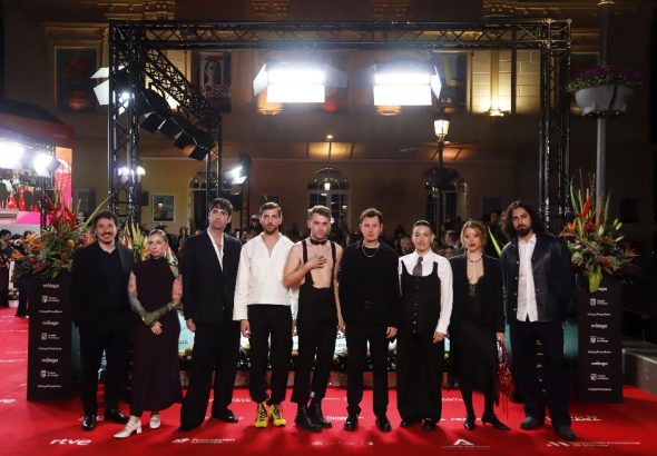 Equipo LA CARN_Alfombra Roja_Alex Zea